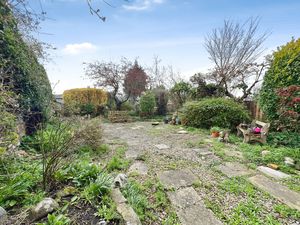 Photo 15- click for photo gallery